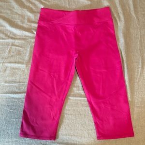 Fabletics Cropped Leggings NWT